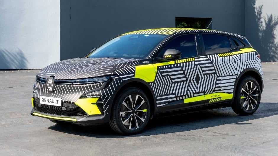 Renault yeni modeli haqqında məlumat yaydı - FOTO