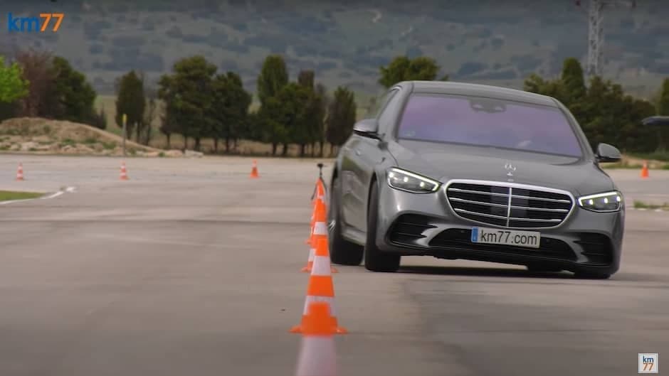 Yeni nəsil Mercedes-Benz S-Class modeli testdən keçə bilməyib - VİDEO