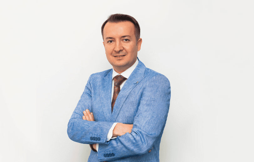 Rabitəbankdan xidmət keyfiyyətinin artırılmasıyla bağlı daha bir addım – tanınmış mütəxəssisi komandasına qatdı
