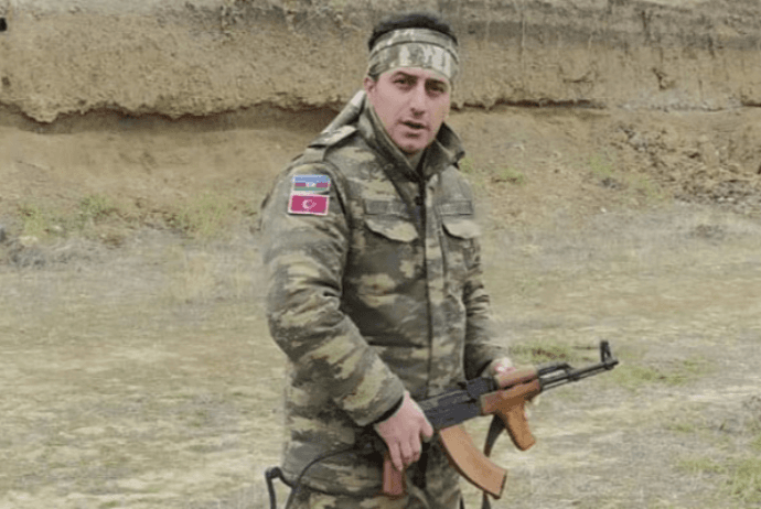 Vergi Xidmətinin şöbə rəisinə də - Medal Verilib