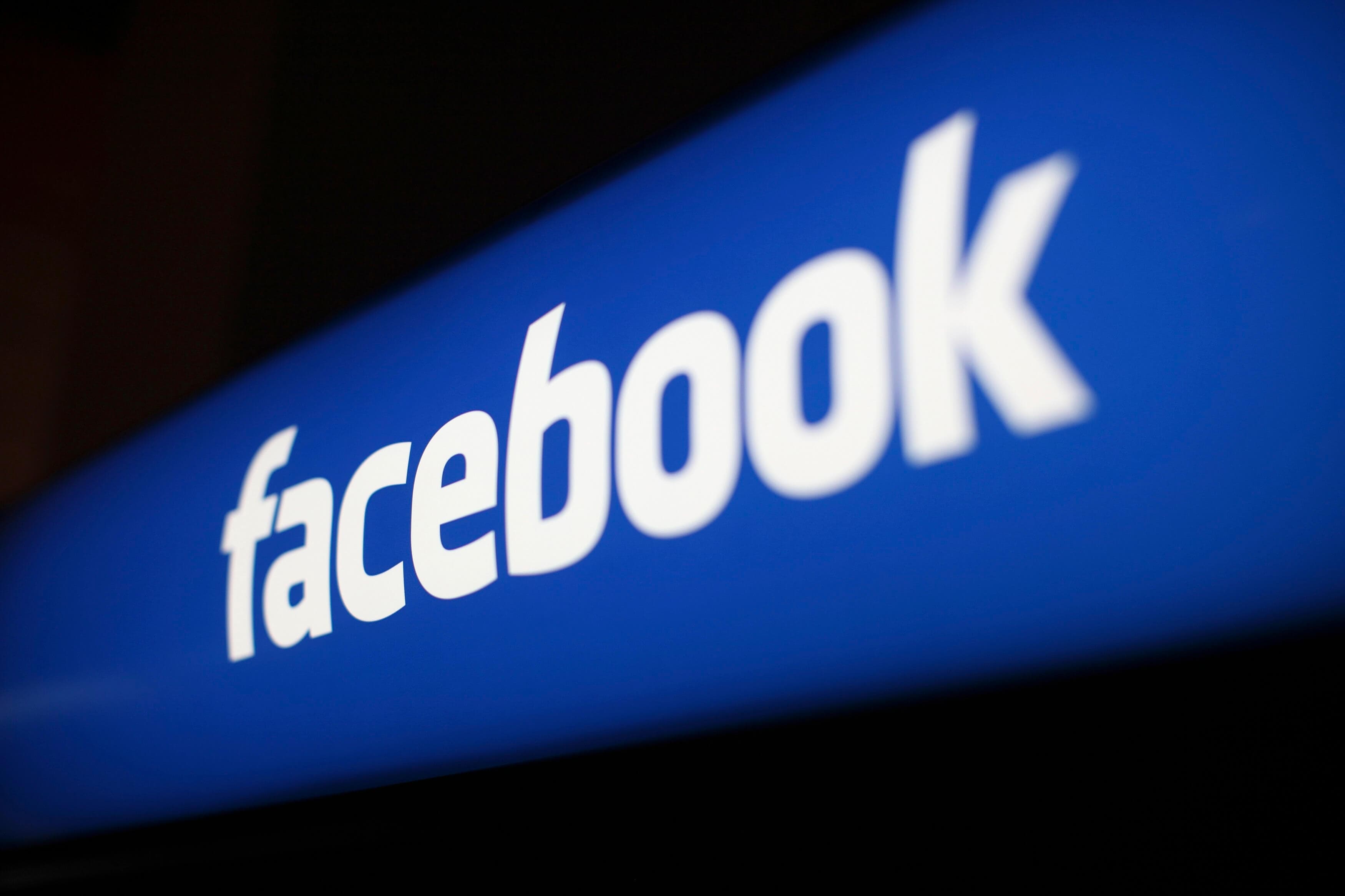 Almaniyada dövlət qurumlarından “Facebook”dan istifadəni dayandırmaq tələb olunub