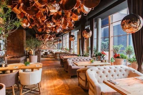 "Ofisiantlar gələn müştərini gözləri ilə skan edirlər"-RESTORANLARDAN ŞİKAYƏT