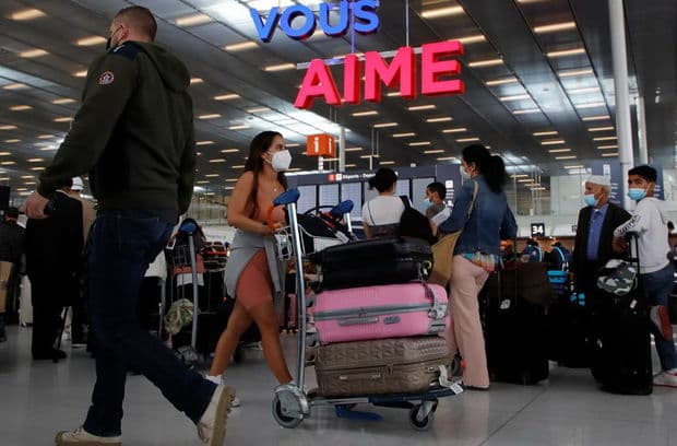 Turistlərin üzünə qapısı tam açıq olan ölkələrin adları açıqlandı - SİYAHI