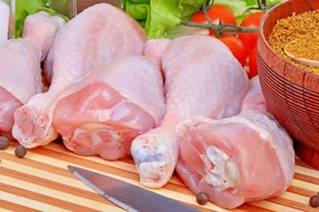Vyetnamdan quş ətinin idxalına müvəqqəti qadağa qoyuldu
