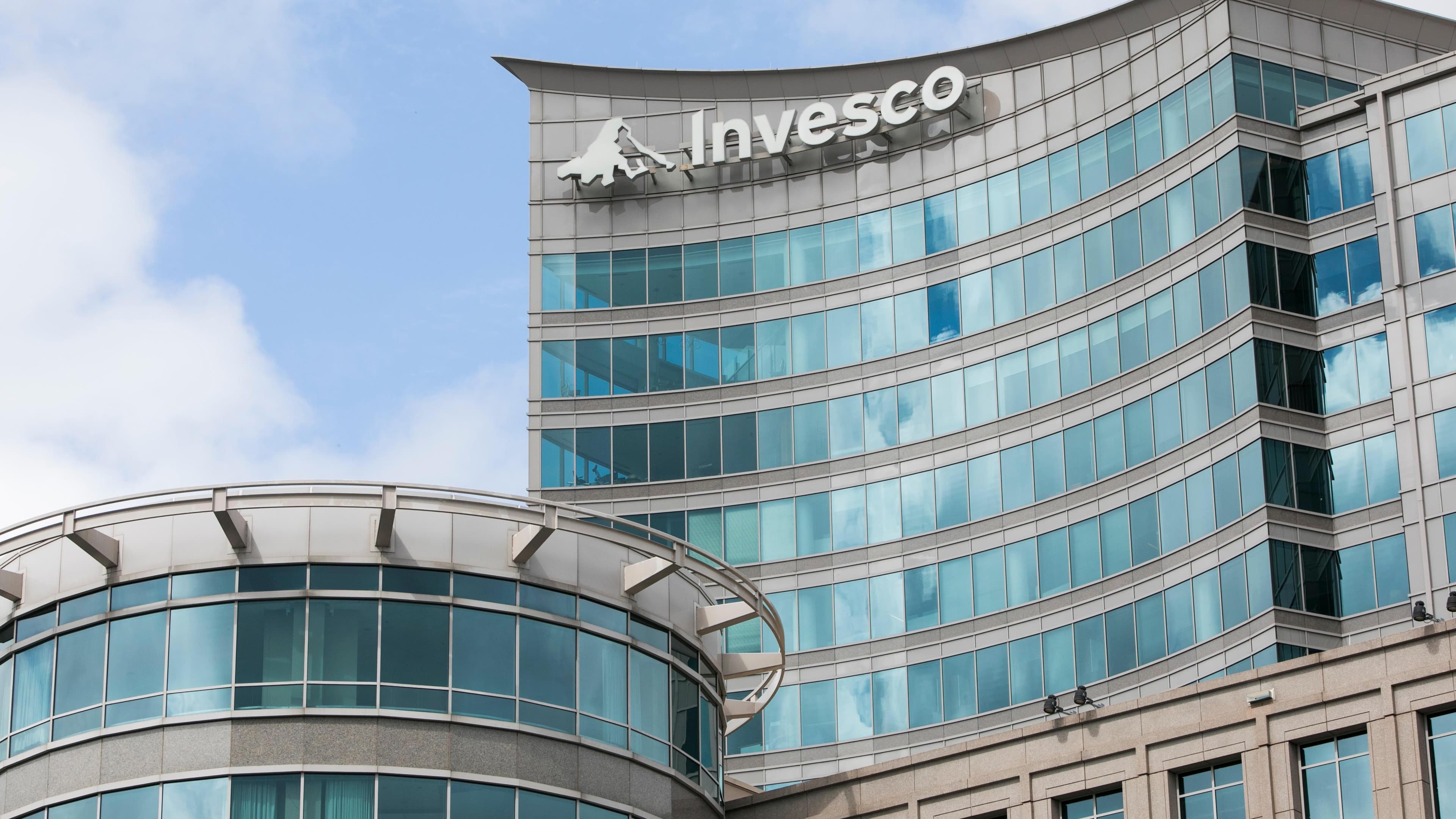 "Invesco"-dan Mərkəzi bankların iqlim problemlərinə münasibəti barədə AÇIQLAMA