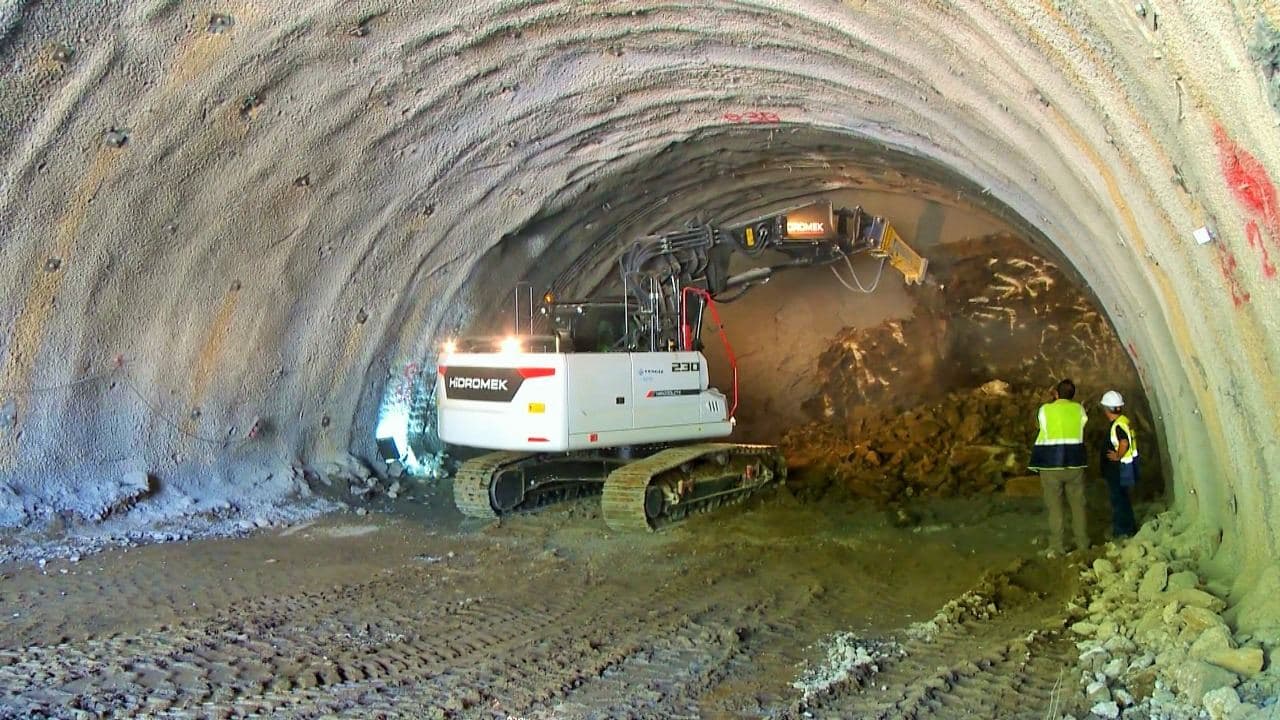 Yeni Əhmədbəyli-Füzuli-Şuşa avtomobil yolunda tunellərin inşasına başlanılıb