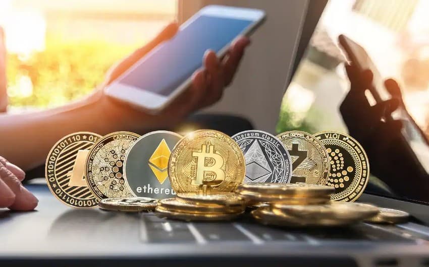 Son bir ildə hakerlər kriptovalyutada 1 milyard dollar oğurlayıb