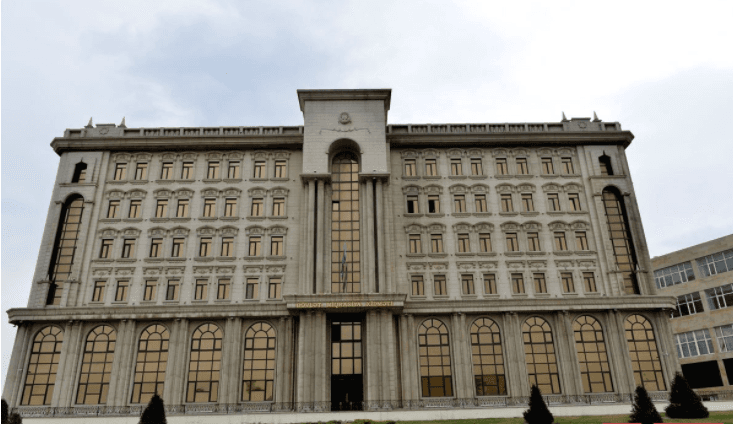Azərbaycanda yaşayan əcnəbilərin sayı açıqlanıb