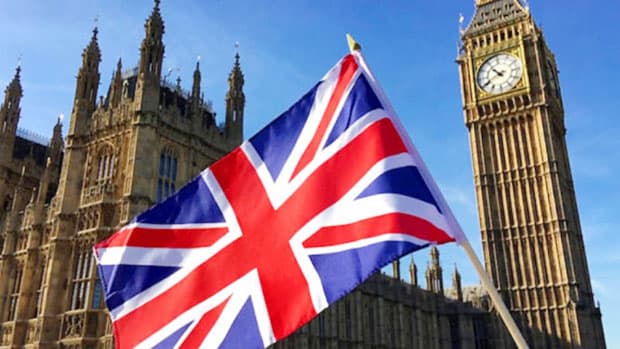Britaniya iqtisadiyyatı iyunda 1% böyüyüb