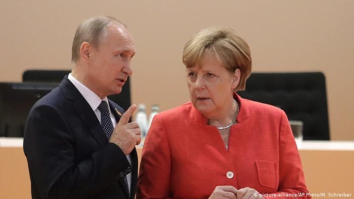 Merkel Rusiyaya səfər edəcək