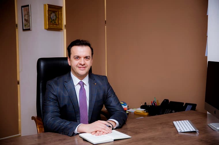 Azər Əliyev: Artan gəlirimiz şirkətimizin müştəri portfelinin keyfiyyətinin parlaq göstəricisidir