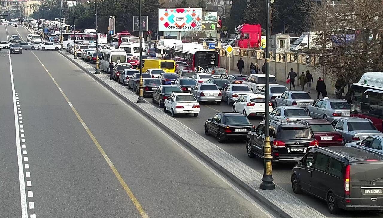 Bakıda sıxlıq olan ərazilər açıqlandı