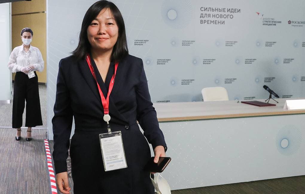 Forbes: Bakalchuk ilk dəfə olaraq Rusiyanın ən varlı ailələri arasında birinci olub