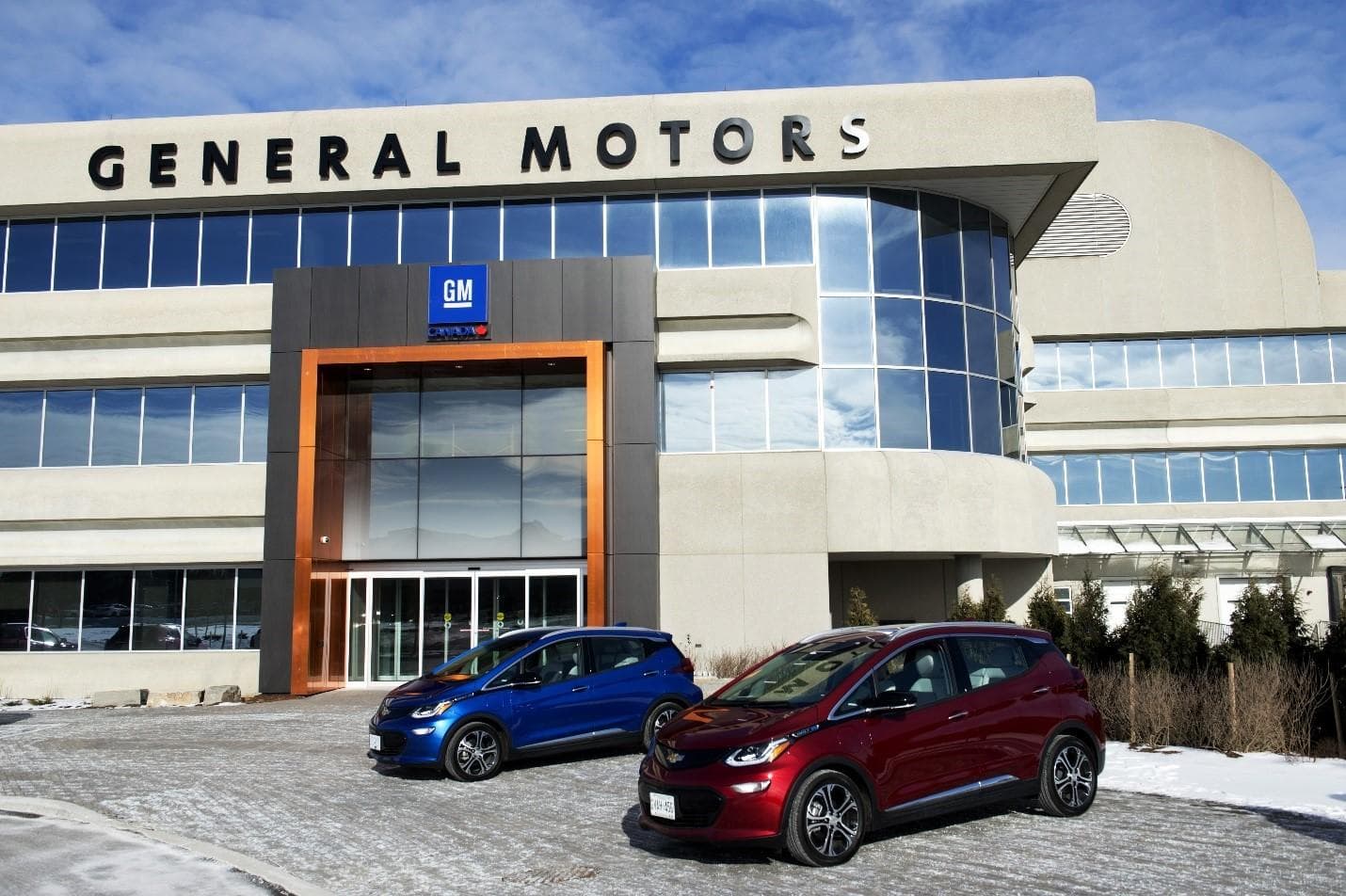 “General Motors” yenə istehsalı dayandırır