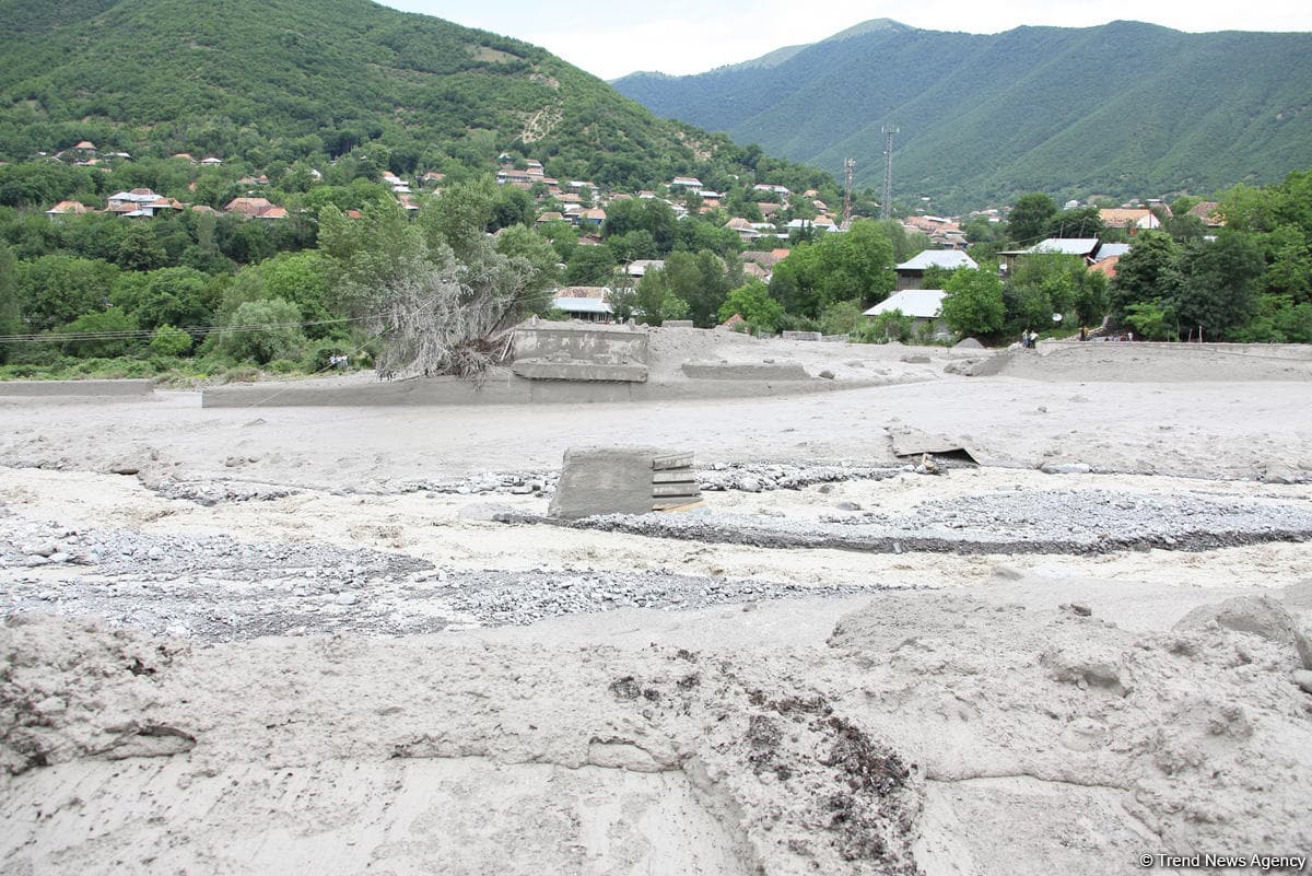 Azərbaycanda iki rayonda sel olub - FAKTİKİ HAVA