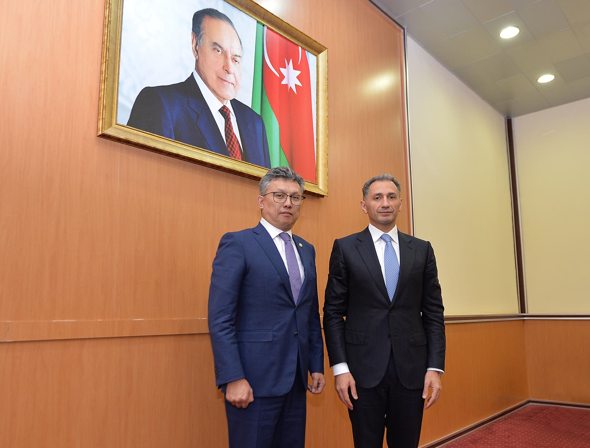 Rəşad Nəbiyevin Qazaxıstanın ticarət və inteqrasiya naziri Baxıt Sultanovla görüşü