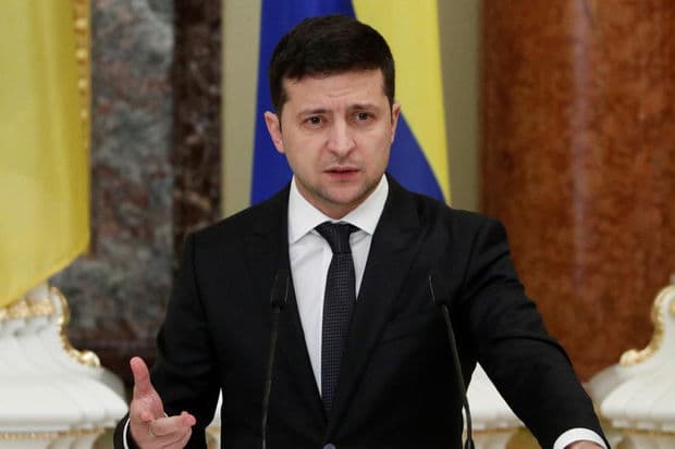 Zelenski: “Müdafiədə tək qalmışıq, NATO-da hamı bizə dəstək verməkdən qorxur”