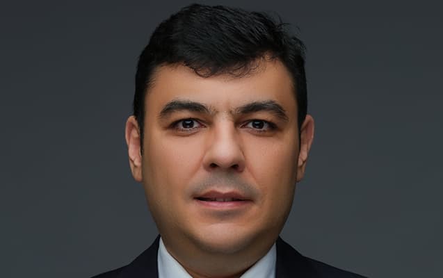Dövlət Xidmətinin yeni rəisi 23 yaşında bank rəhbəri olub