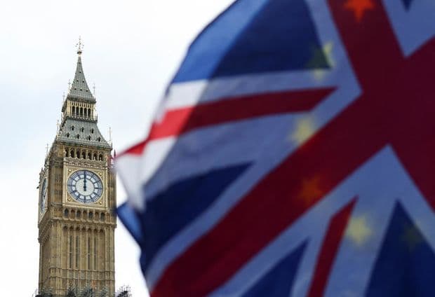 Britaniya Ukraynadan olan qaçqınlar üçün vizaların alınması prosedurunu sadələşdirir