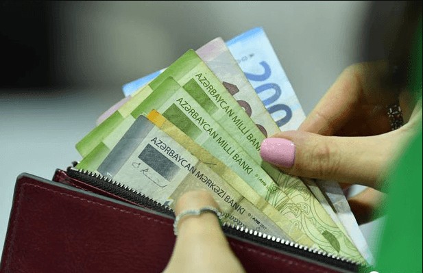 Əhali daha çox hansı məhsullara pul xərcləyir?