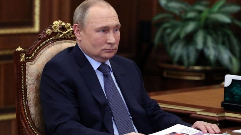 Putin Lavrovun sözlərinə görə üzr istədi