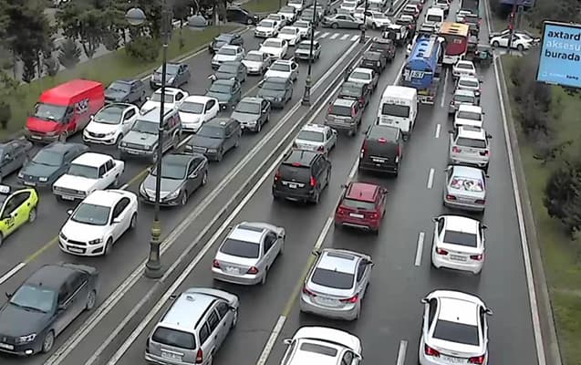 Harada tıxac var? - Siyahı