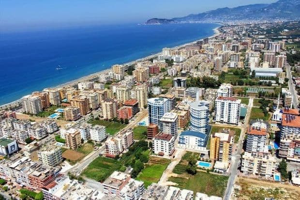 Rusiyalıların Türkiyədə daşınmaz əmlak alışı iki dəfədən çox artıb