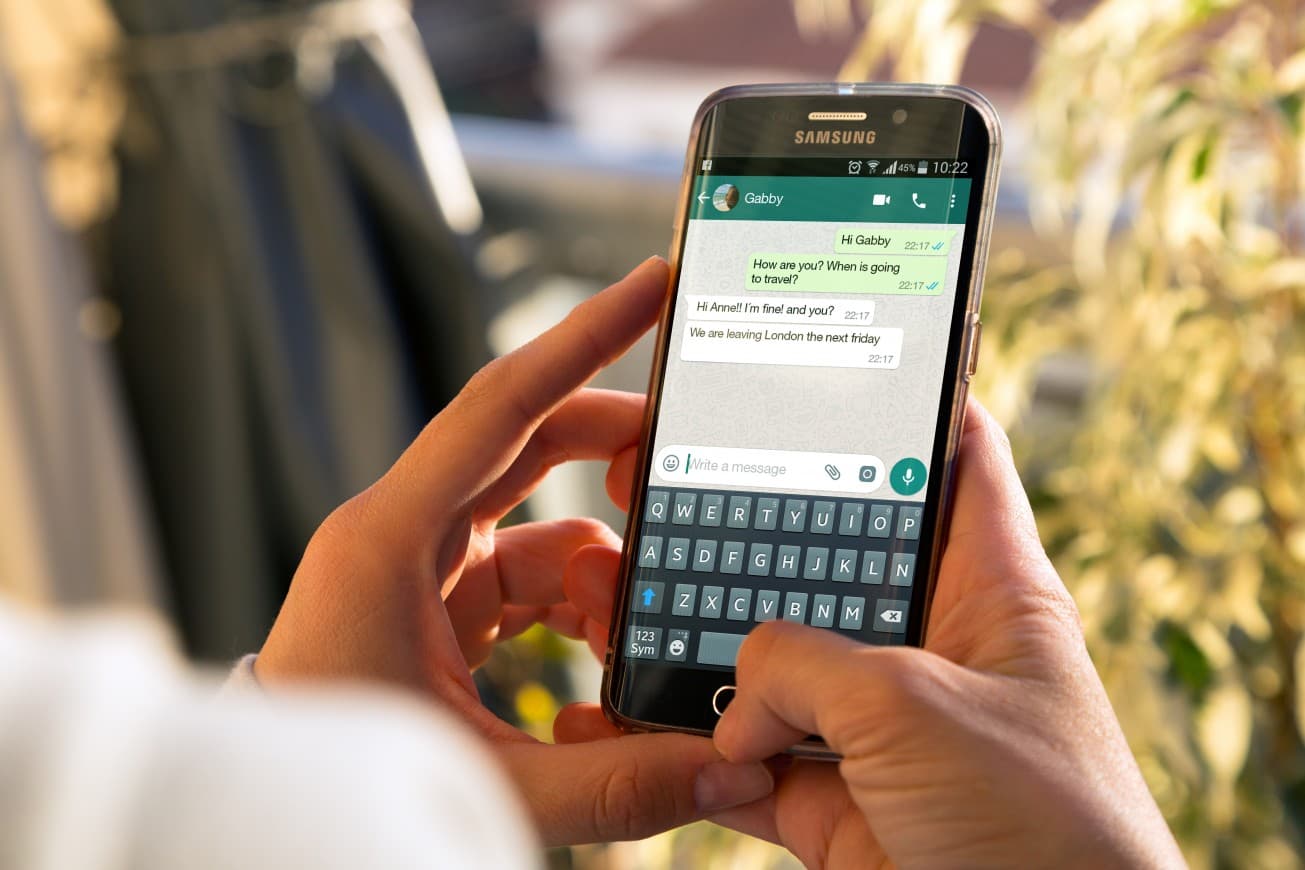 “WhatsApp” istifadəçiləri qrupları gizlicə tərk edə biləcəklər
