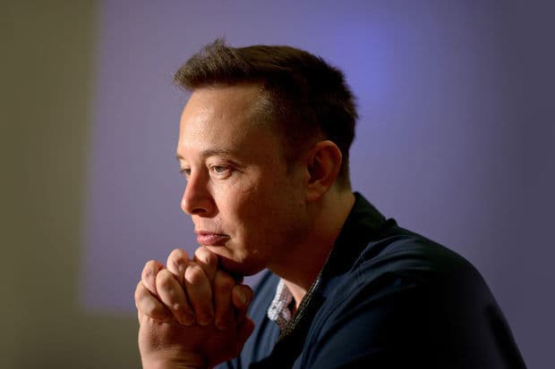 Mask “Twitter”i almaq üçün “SpaceX”in səhmlərini satmağı planlaşdırır