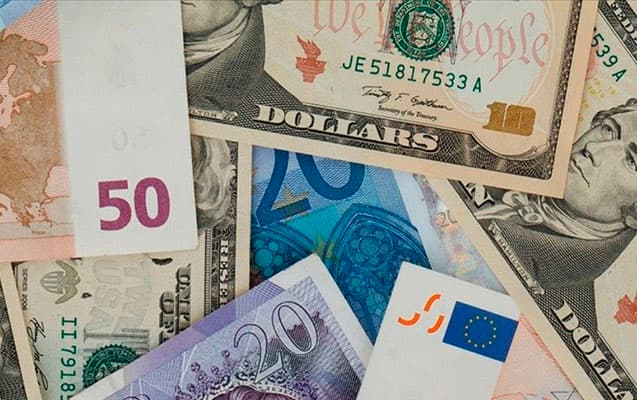 Rusiya istiqraz ödənişini dollar və avro ilə etdiyini açıqladı