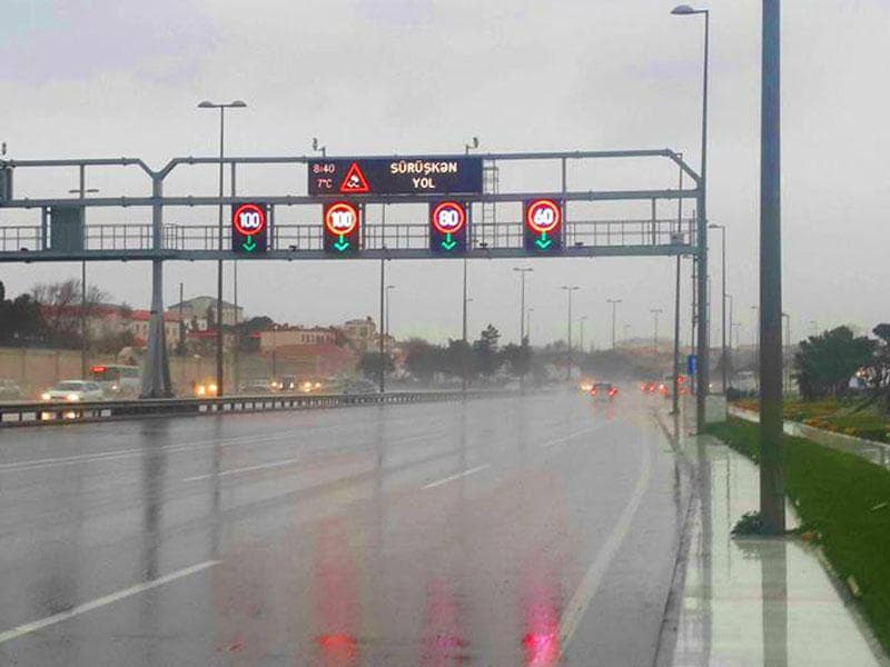 AAYDA qeyri-sabit və yağıntılı hava şəraiti ilə bağlı sürücülərə müraciət edib