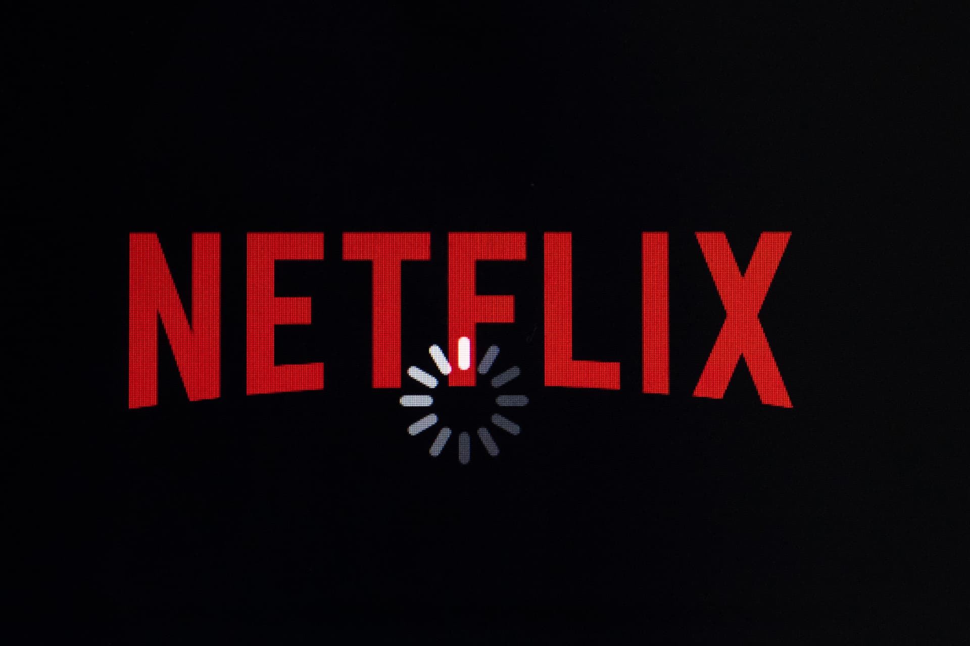 "Netflix" Rusiyada xidmətini dayandırdığını təsdiqləyib