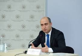 Emin Əmrullayev: Təhsil kifayət qədar investisiya tələb edən sahədir