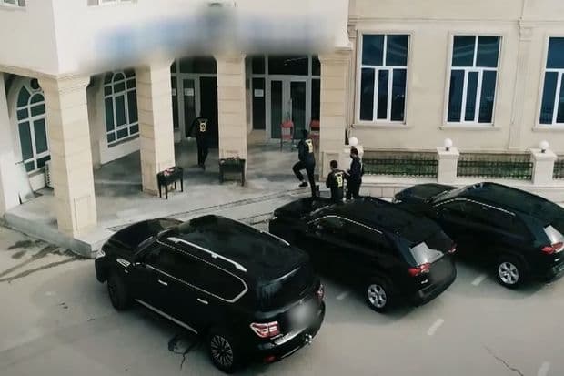 Azərbaycanda 10 vəzifəli şəxsə cinayət işi başlanılıb, həbs edilənlər var - SİYAHI