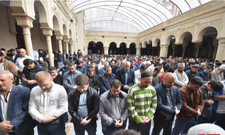 Azərbaycanda Qurban bayramı namazının vaxtı məlum olub
