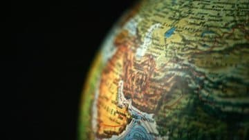 İran və Rusiya dolları qarşılıqlı ticarətdən çıxarmağı planlaşdırır