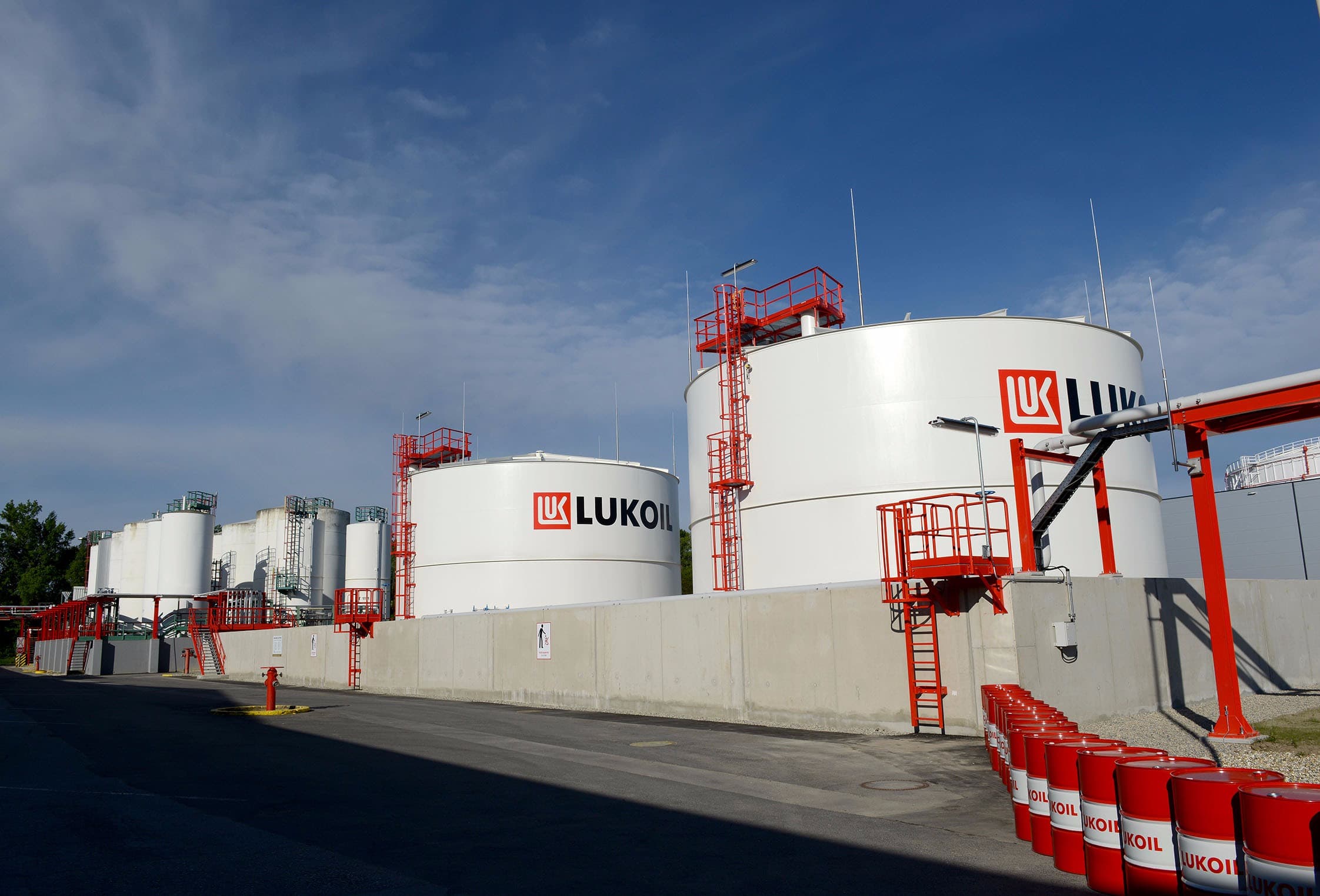 "Lukoyl"un səhmləri 4% bahalaşıb