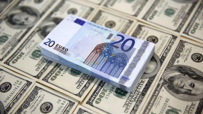 Mərkəzi Bankın valyuta ehtiyatları 5%-ə yaxın artıb