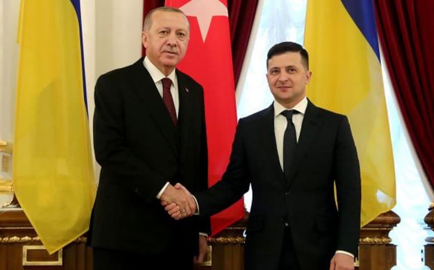 Türkiyə və Ukrayna liderlərinin görüşü başlayıb