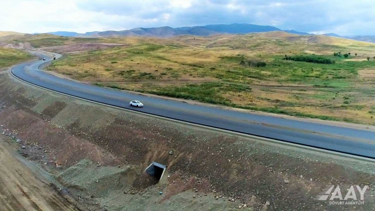 Füzuli-Hadrut avtomobil yolunun tikintisi son mərhələdə icra olunur
