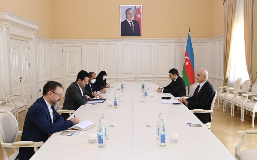 Şahin Mustafayev İranın Azərbaycandakı səfiri ilə görüşüb