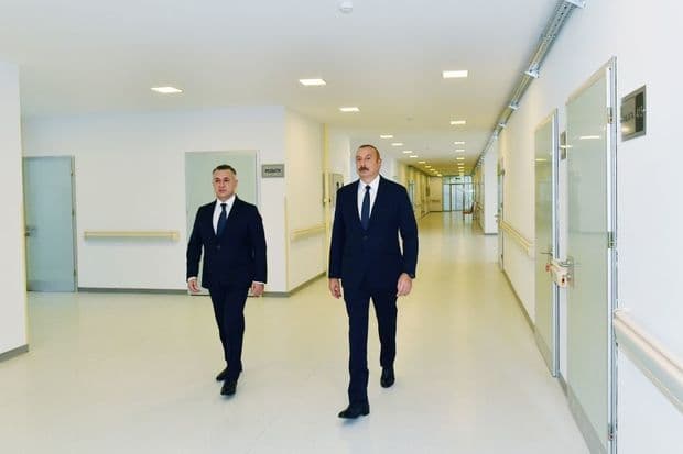 İlham Əliyev Bakıda sanatoriyanın açılışında iştirak etdi
