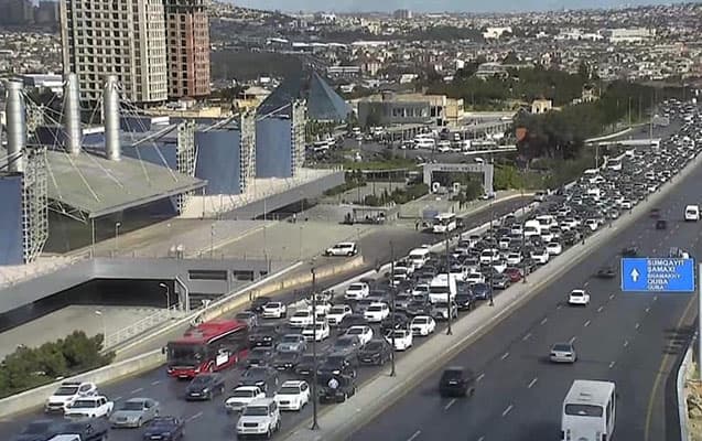 Bakının bu yollarında sıxlıq var