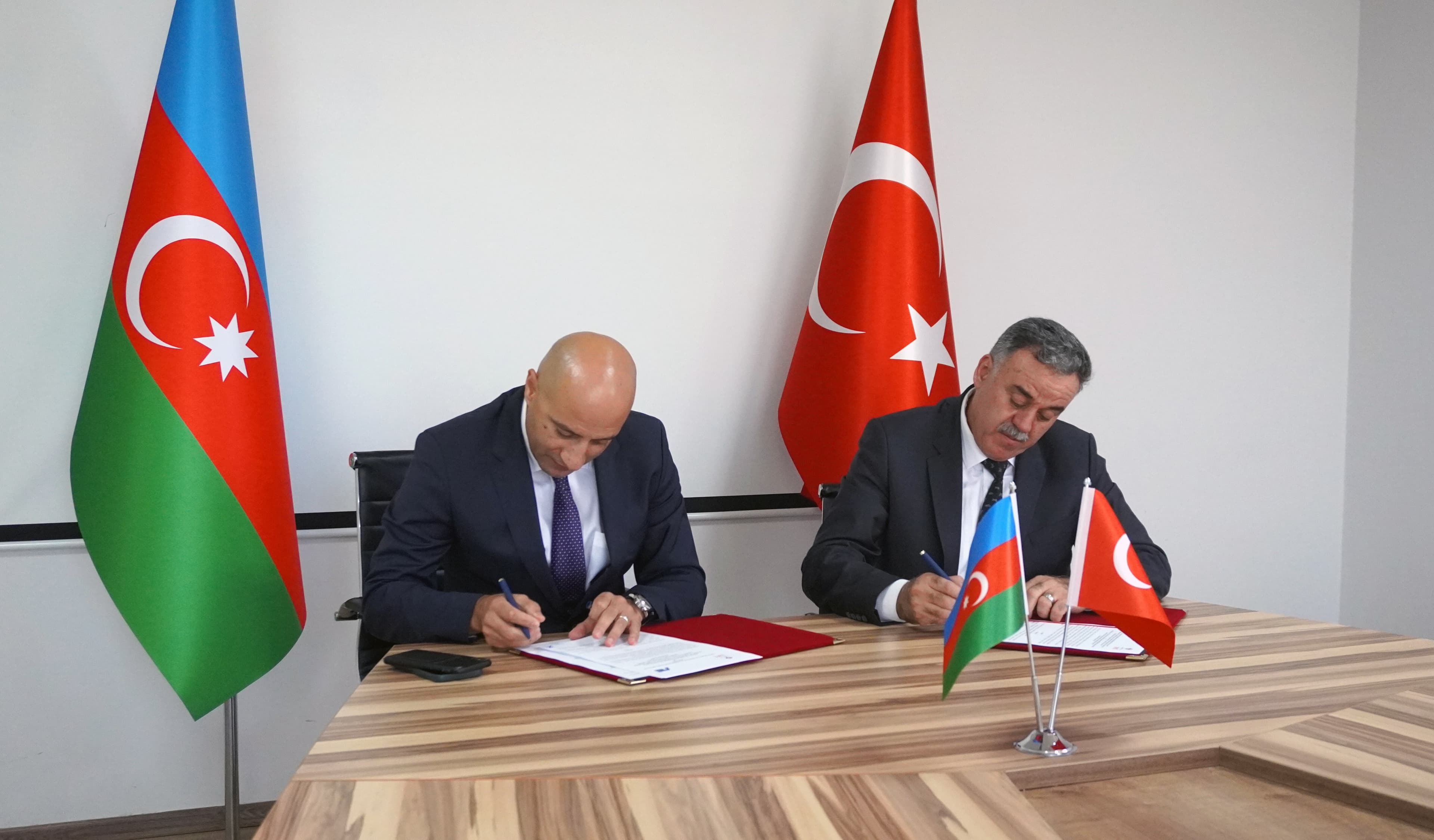 Dövlət Xidməti yeni ölçmə imkanlarının artırılması üçün Türkiyə ilə əməkdaşlıq edəcək- SƏNƏD İMZALANIB