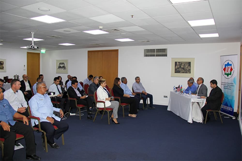 Azərbaycan sahibkarları ilə Malayziya investorları görüşüblər