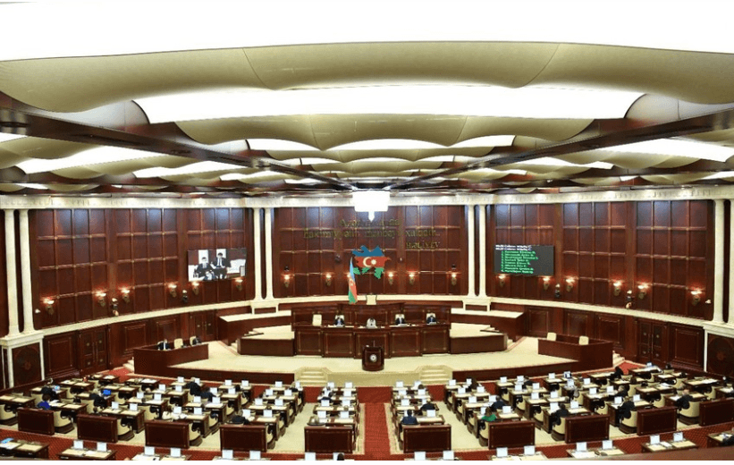 Milli Məclisin payız sessiyasının növbəti plenar iclası başlayıb