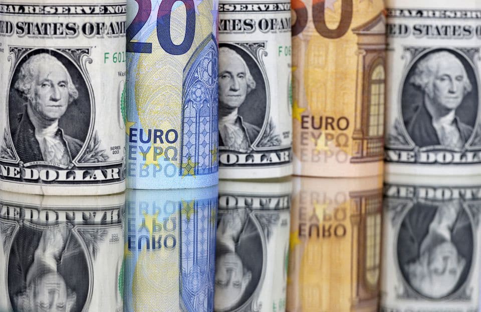 Rusiyada dollar və avro bahalaşır