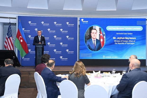 Ceyhun Bayramov Amerika Ticarət Palatasının tədbirində çıxış edib