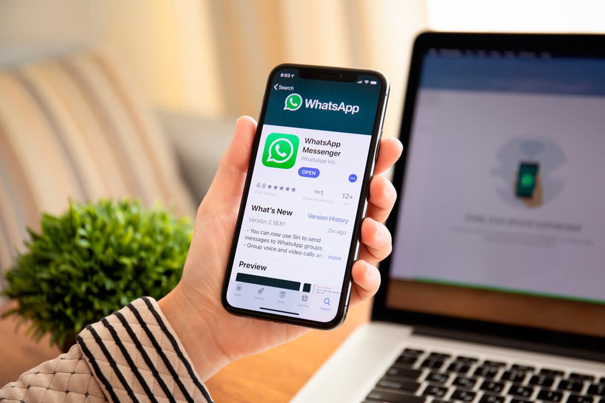 Whatsapp-da online olduğunuzu artıq hamıdan gizlədə bilərsiniz