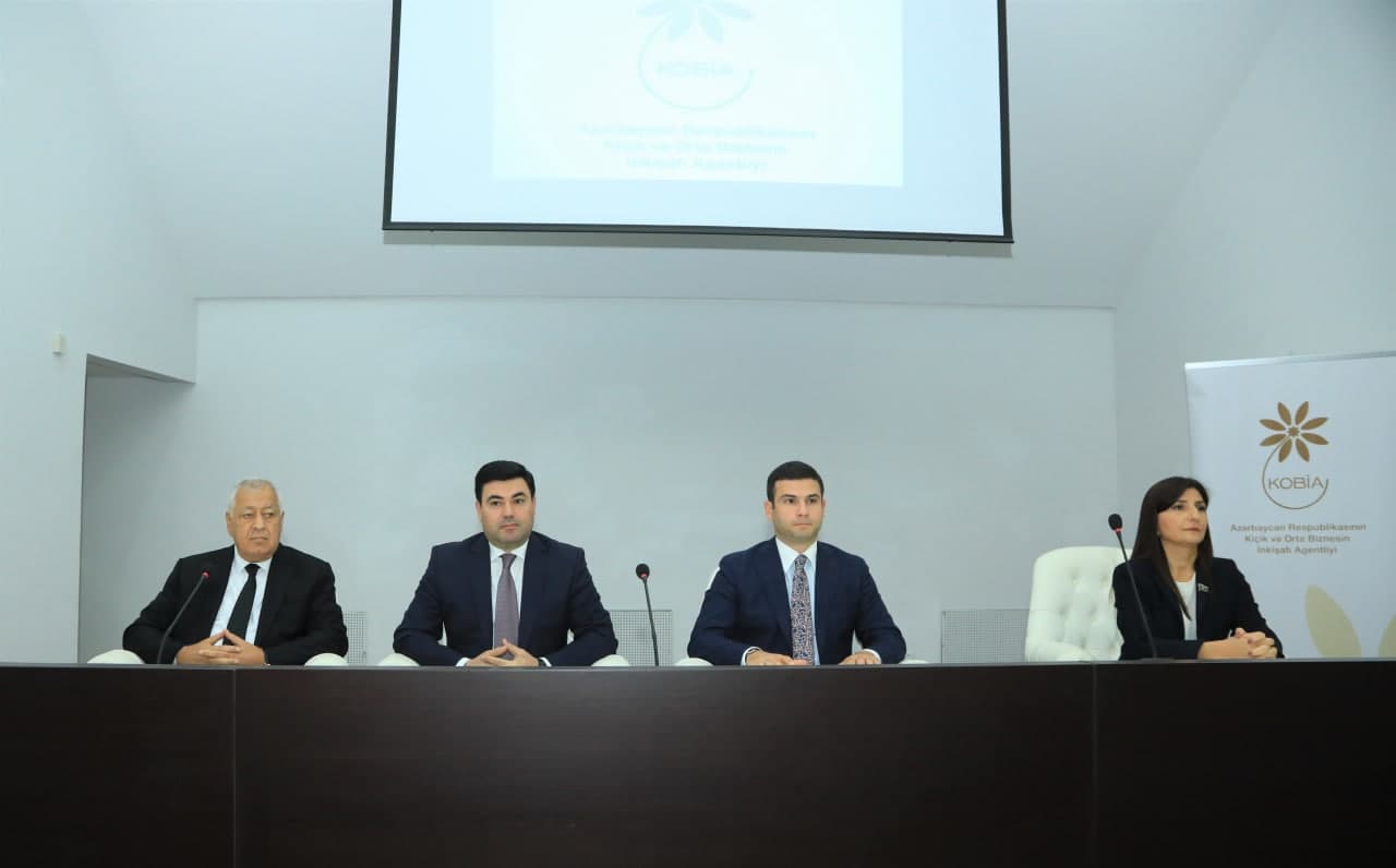 Xaçmazda sahibkarlarla görüş keçirilib